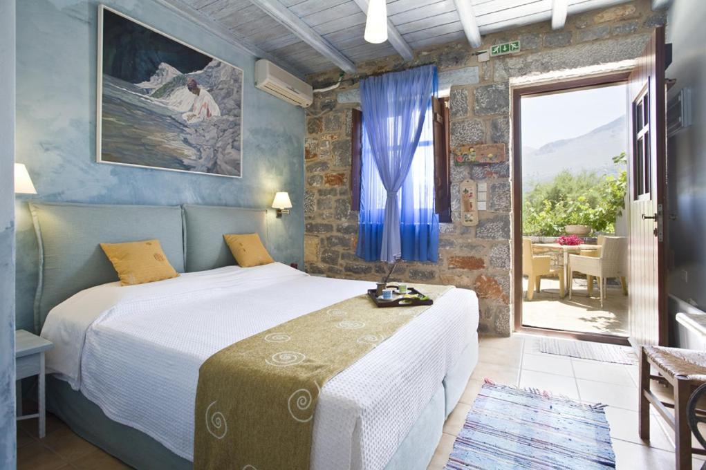 Karavostásion Elixirion Guest House חדר תמונה