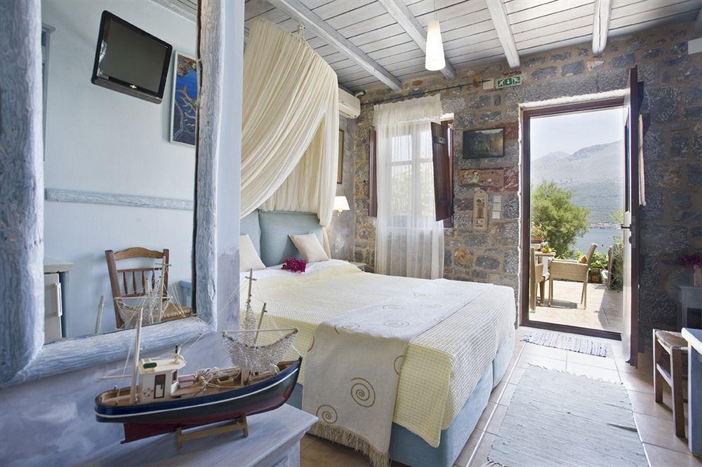 Karavostásion Elixirion Guest House מראה חיצוני תמונה