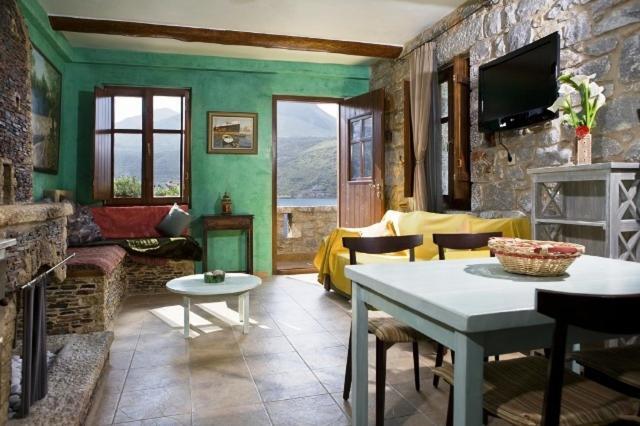 Karavostásion Elixirion Guest House חדר תמונה